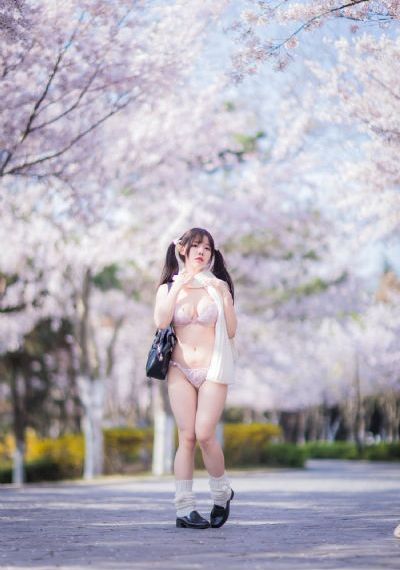 国产极品白丝玉足喷白浆高潮_剧情片免费观看电视剧